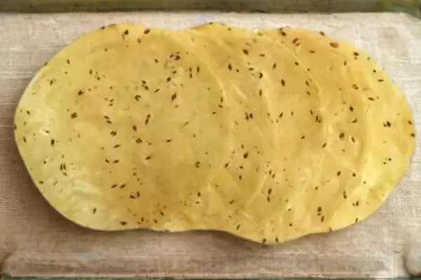 Cumin Seeds Papad - 200 GMs (Per Ton : $ 1.990)